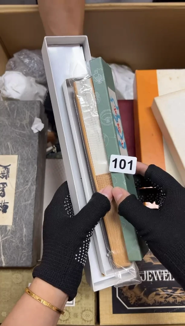 瓷片?**云101中古商品谨慎参拍