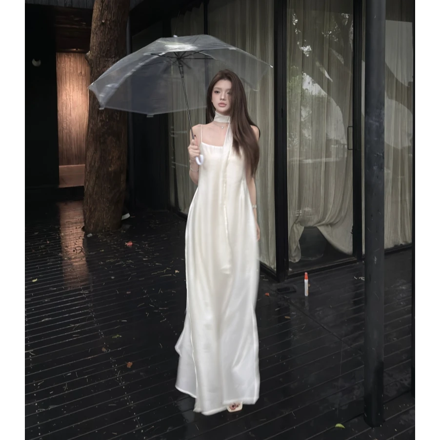 网红 时尚简约吊带裙仙女风白色仙感连衣裙