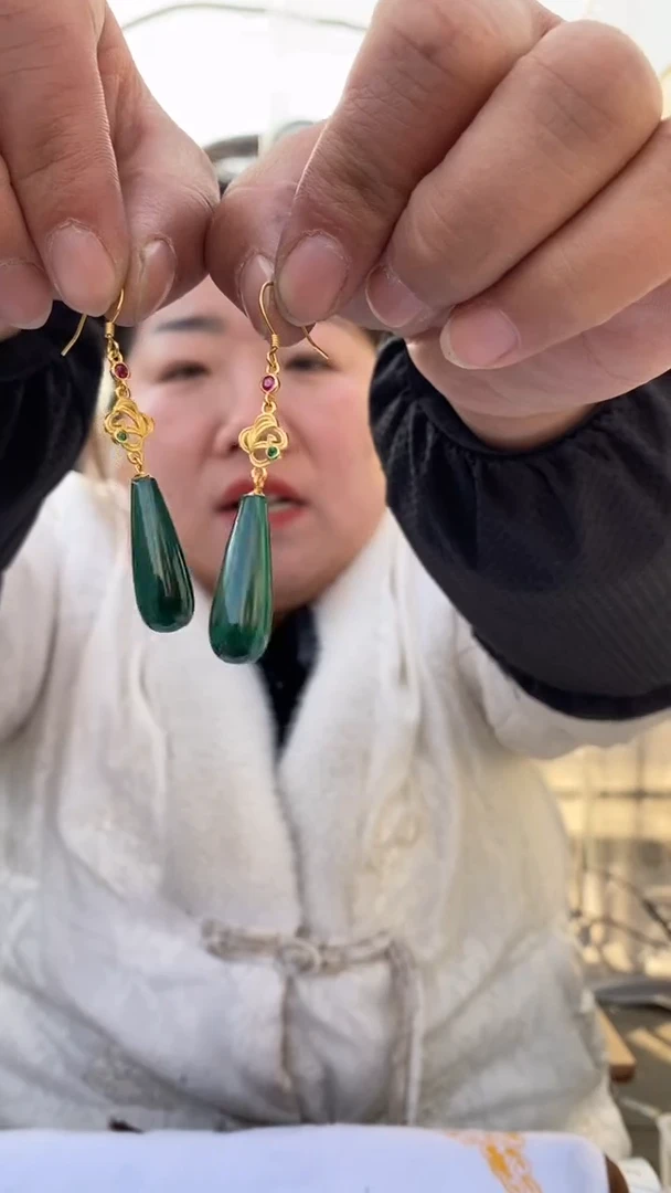 【闪购商品】孔雀石耳坠银S925镶嵌水滴款耳坠多样性发其一