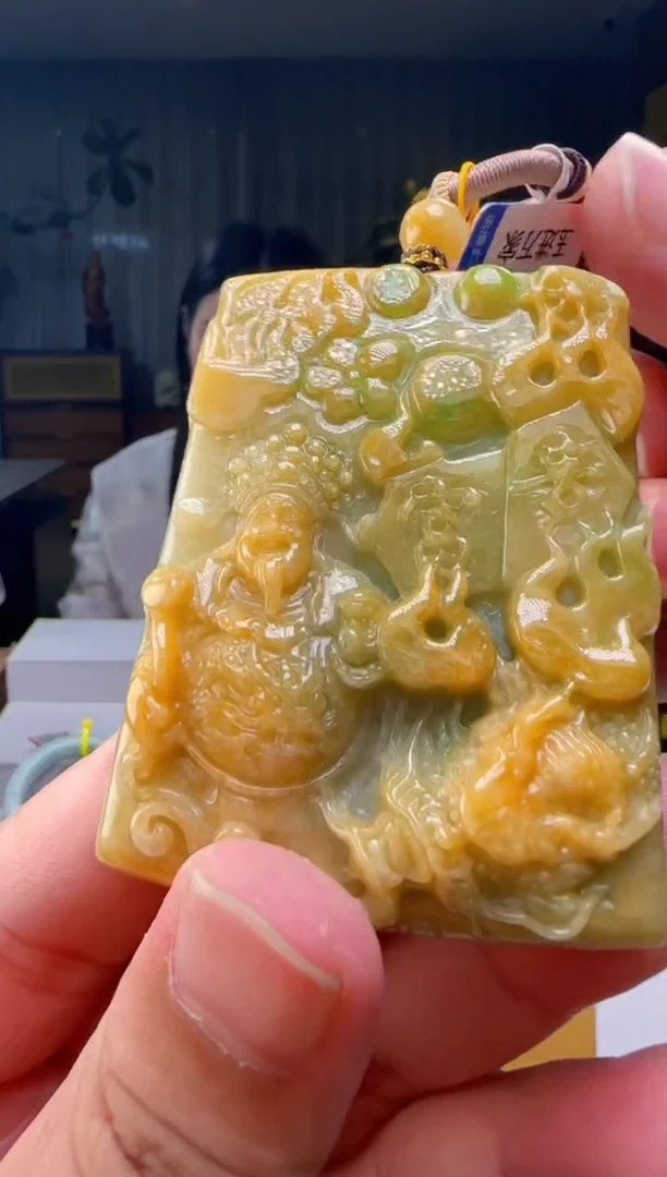 吊坠(赠链)未镶嵌翡翠ZM@@960Q3J22733