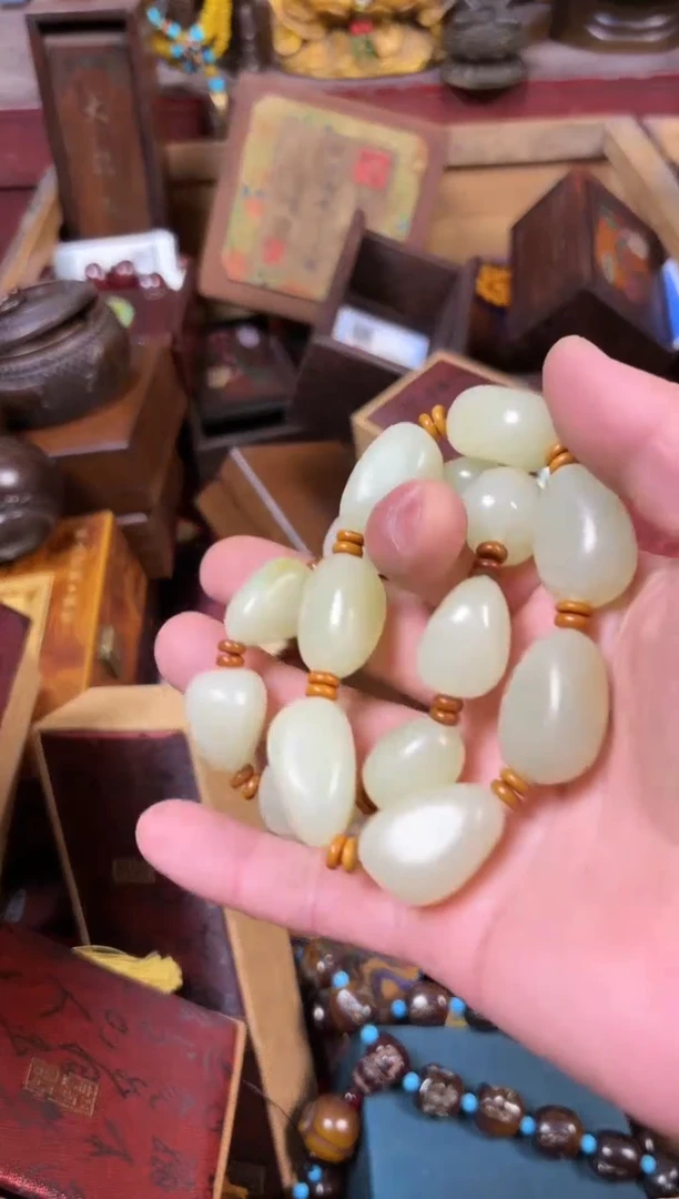 【闪购商品】和田玉挂件未镶嵌--------------------