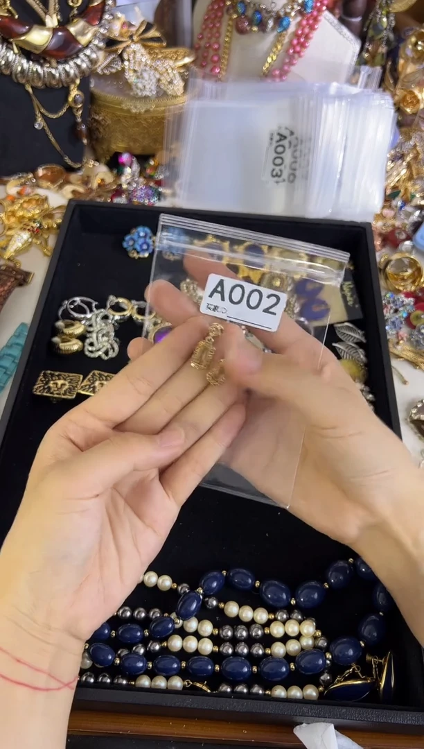 合金无铜合金002 中古首饰都有瑕疵 请确认好成色尺寸在拍！
