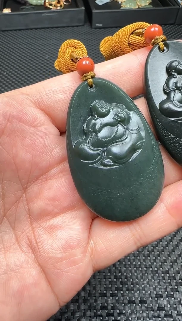 和田玉未镶嵌吊坠(不含链)一个 多样性发1件