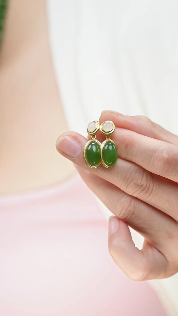 银S925镶嵌和田玉耳饰1