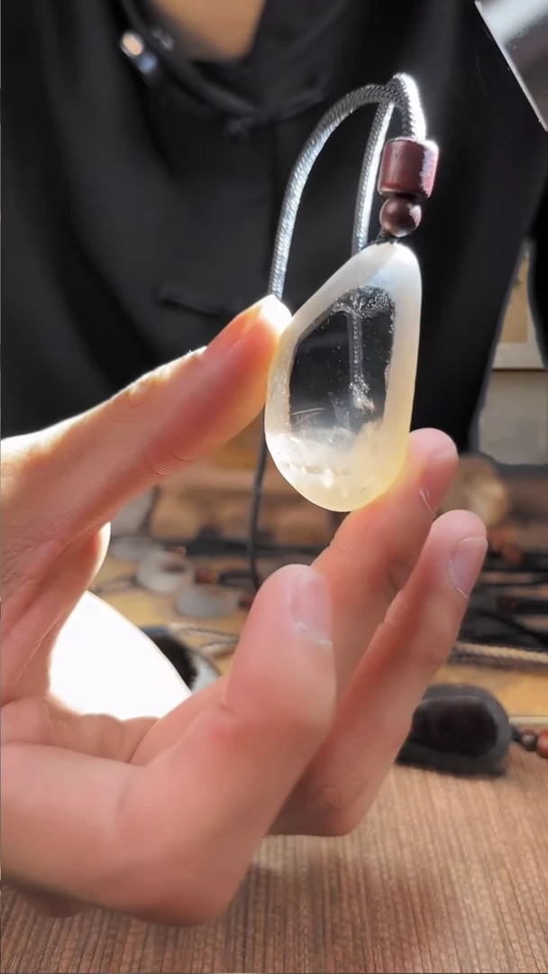 未镶嵌吊坠(赠链)水晶水晶