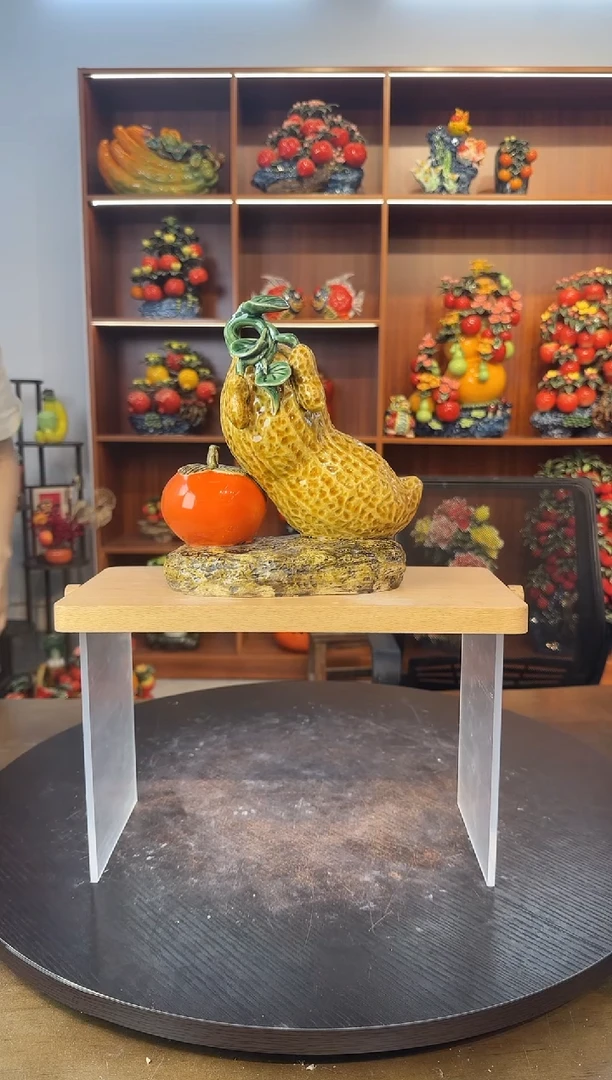 陶瓷花生柿子摆件