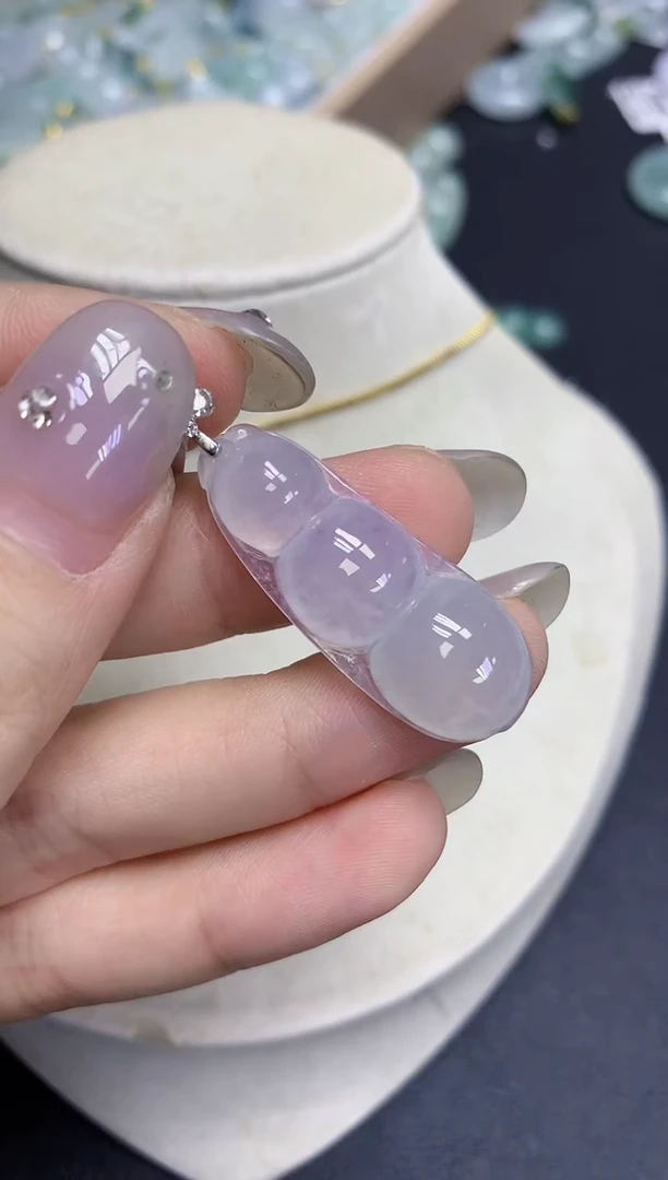 颈饰18K金镶嵌翡翠天然缅甸翡翠A货百元以上9元证书费自理