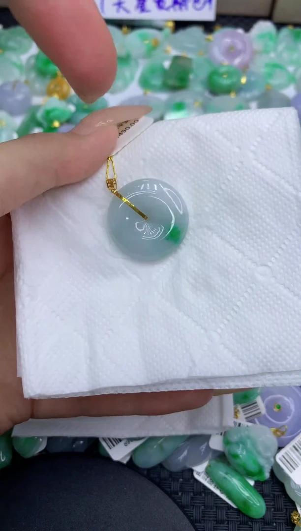 颈饰18K金镶嵌翡翠天然缅甸A货翡翠