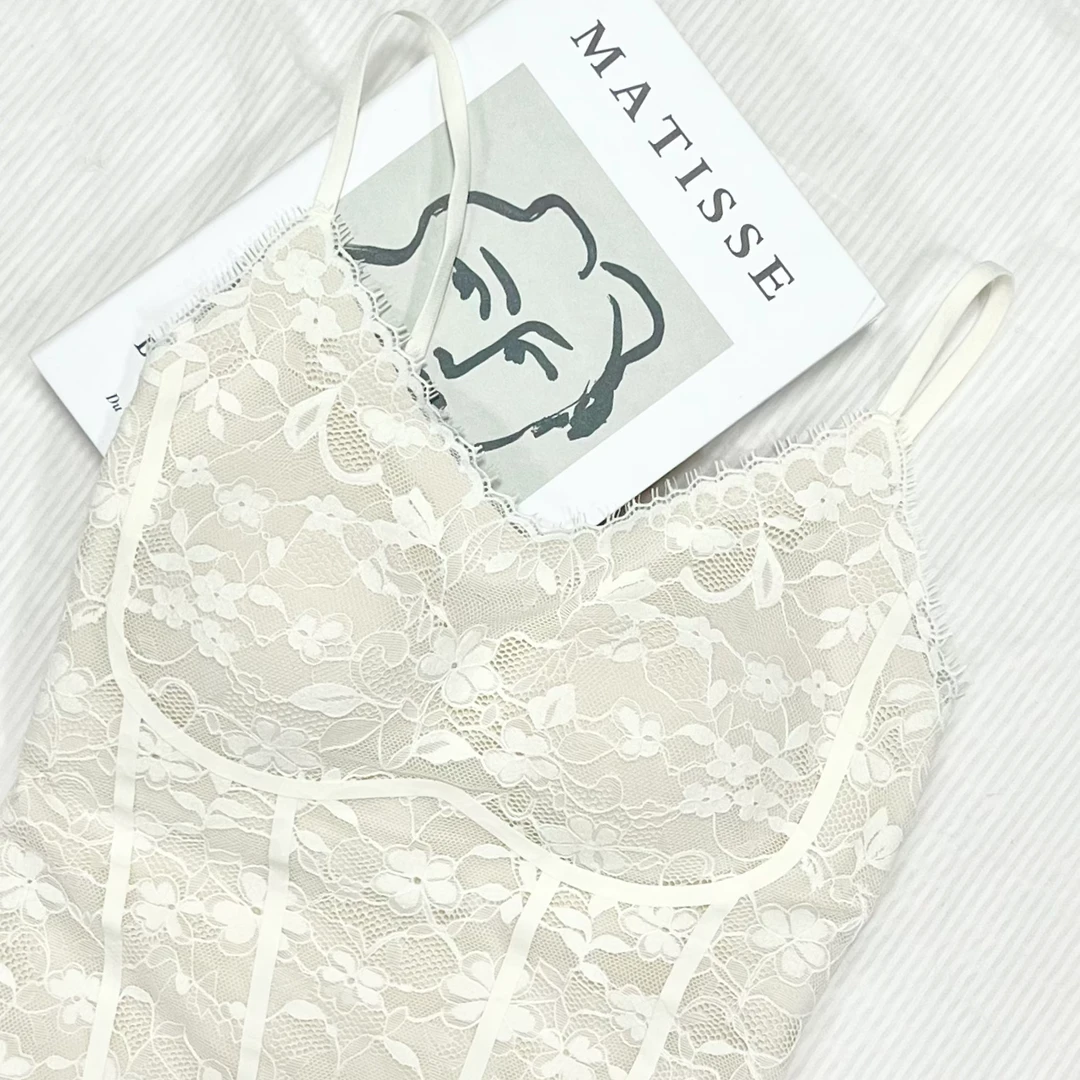 萱易展-“鱼骨美背”优雅百搭睫毛蕾丝饰边美背-NY042401