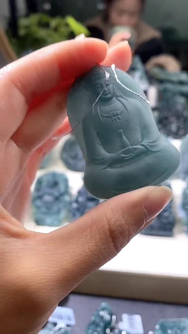 【闪购商品】定制翡翠未镶嵌翡翠毛货不退不换2.25