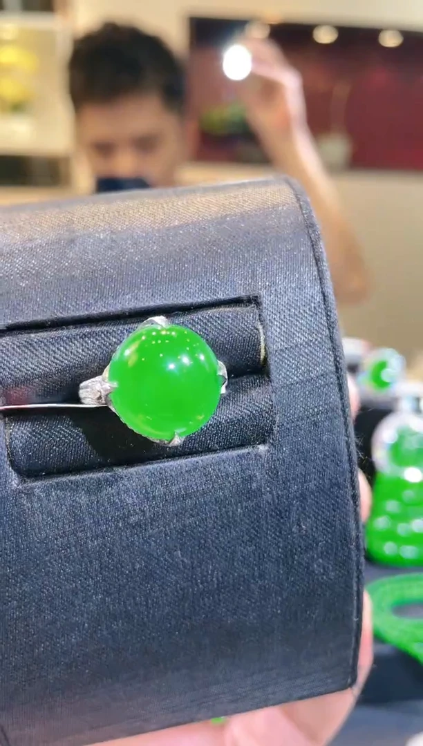 翡翠18K金镶嵌颈饰A57天然A货翡翠戒指