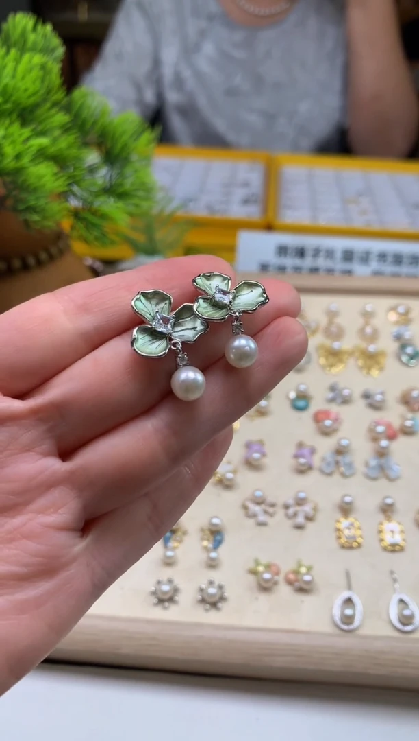 银S925镶嵌耳饰海水珍珠---105872