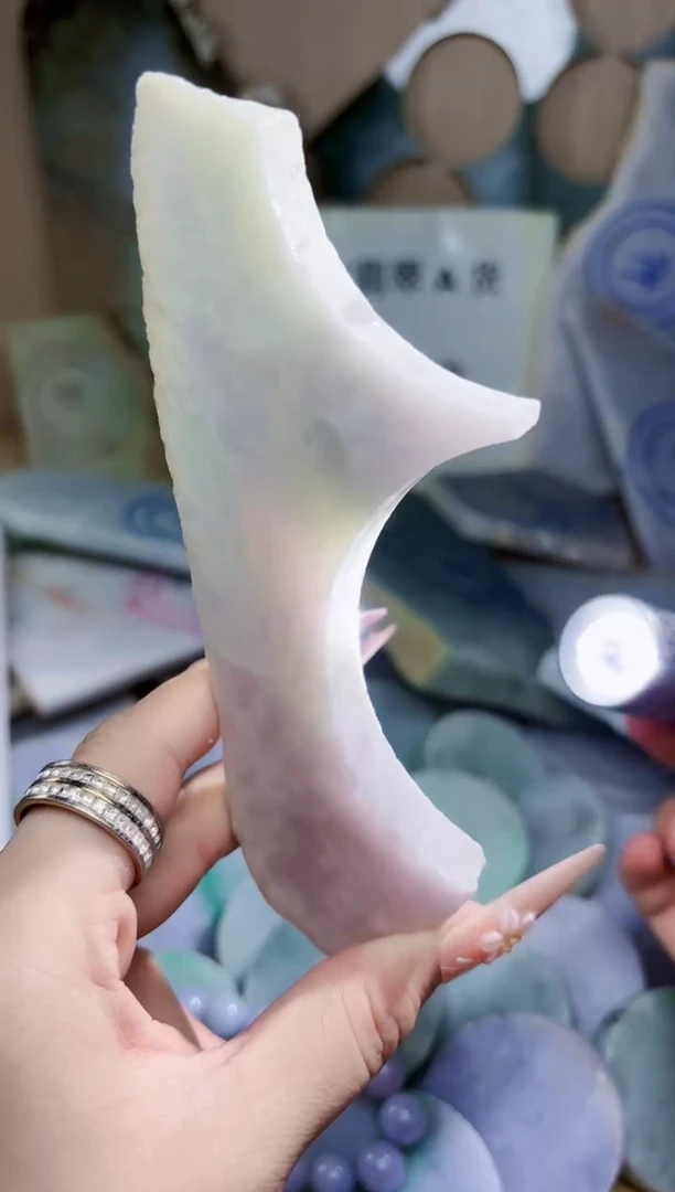 翡翠未镶嵌颈饰翡翠A货 江谭303