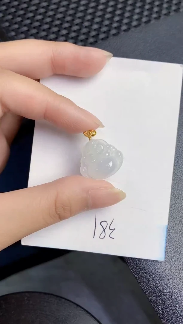 翡翠未镶嵌颈饰000000000