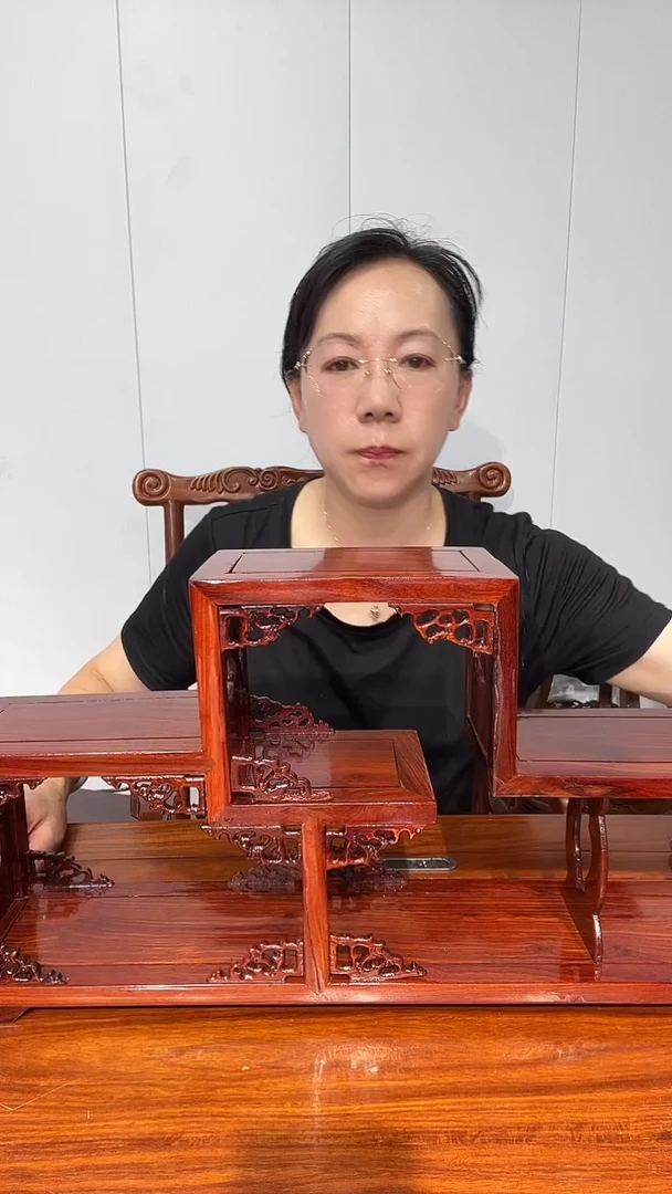 木小叶红檀博古架