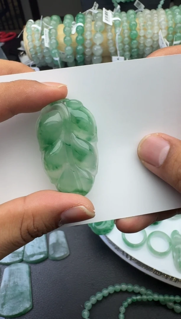石英质玉未镶嵌吊坠(不含链)111