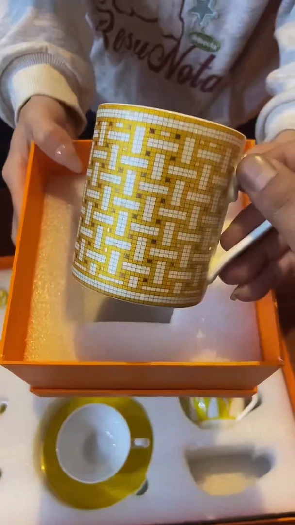 【闪购商品】鸿辉家品牌瓷器，京东包邮！