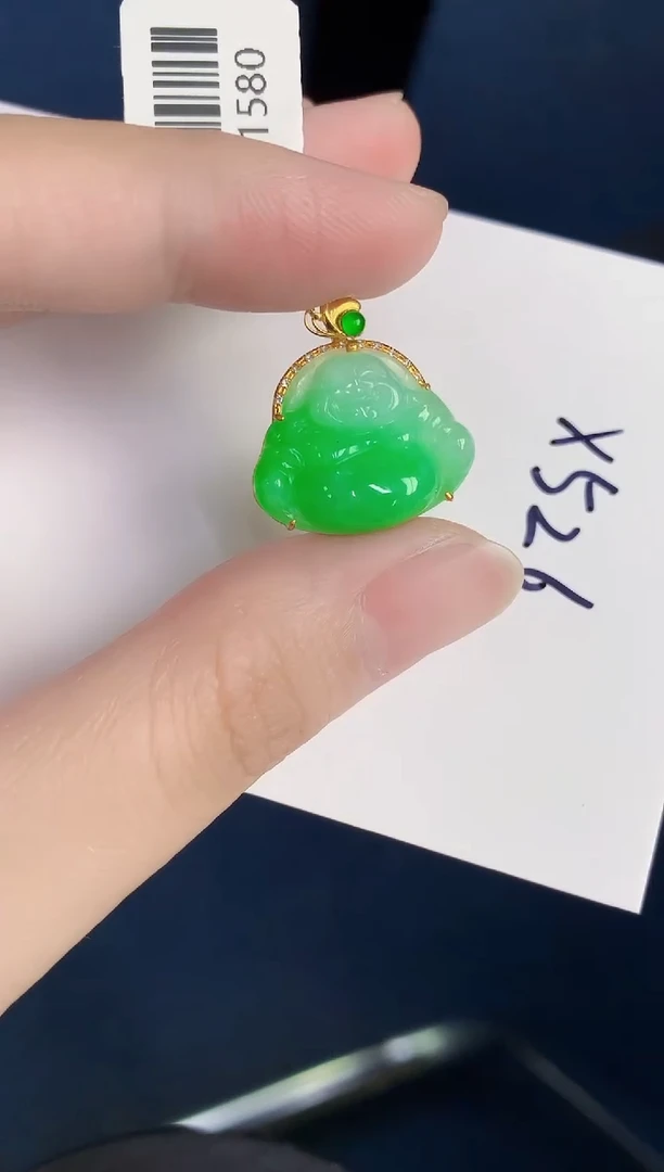 颈饰18K金镶嵌翡翠天然翡翠缅甸A货