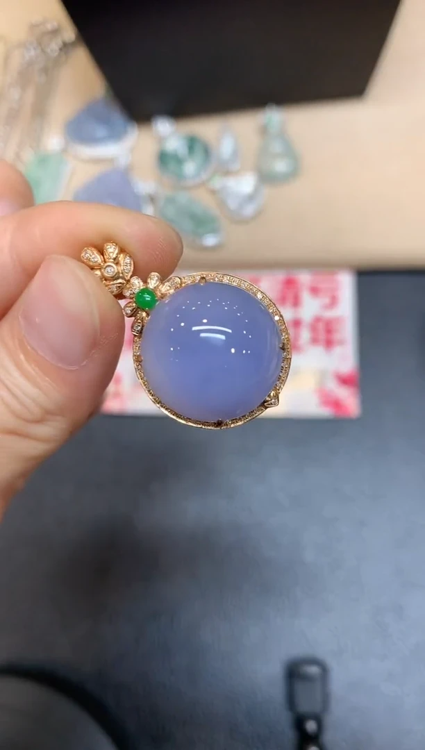 【闪购商品】翡翠吊坠(不含链)18K金镶嵌蛋面【无服务费