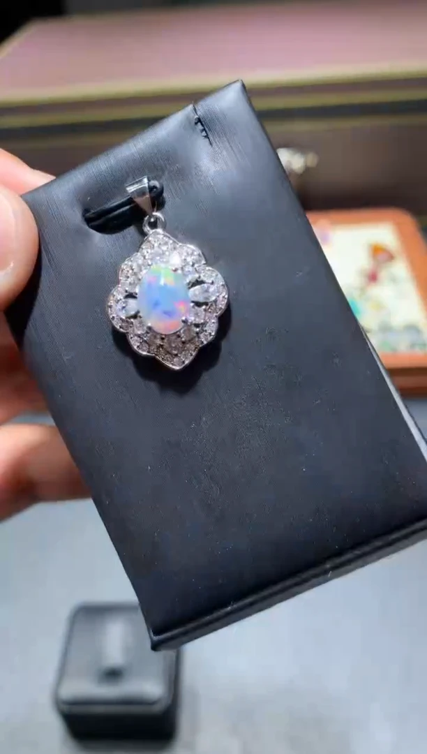 欧泊未镶嵌颈饰R105【多样性发其一】