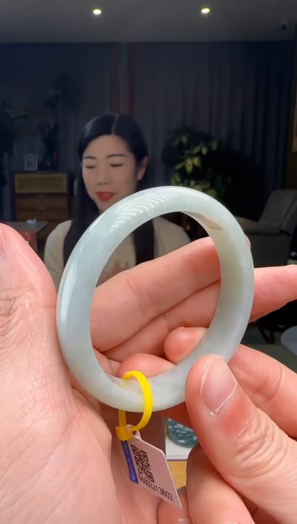 【闪购商品】翡翠手镯未镶嵌DY@@960Q3J13802