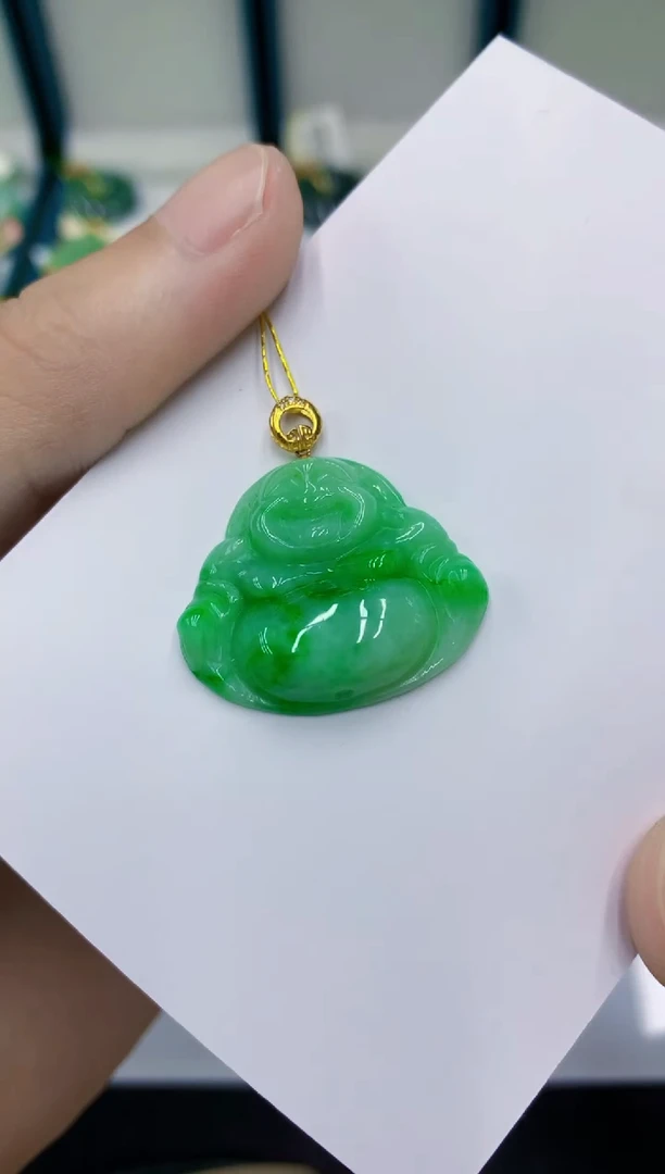 颈饰18K金镶嵌翡翠翡翠