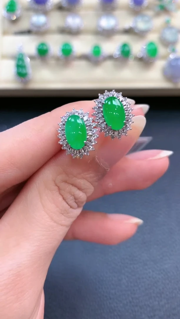 【闪购商品】翡翠耳饰18K金镶嵌b127