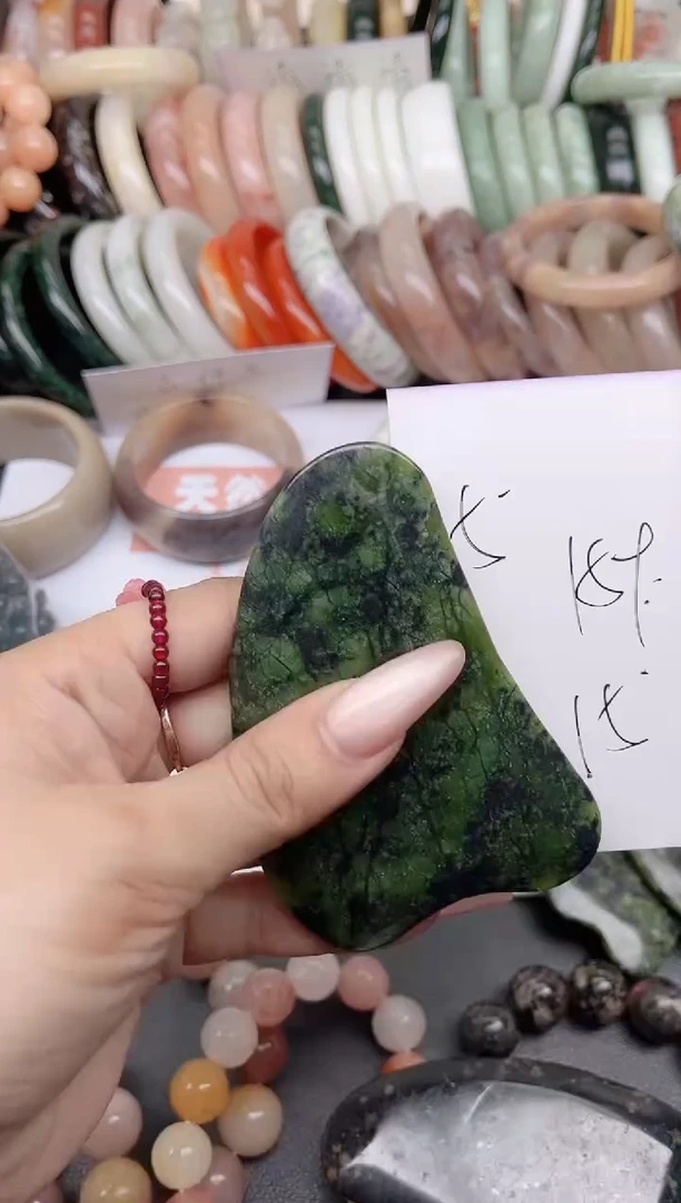 未镶嵌手镯石英质玉159