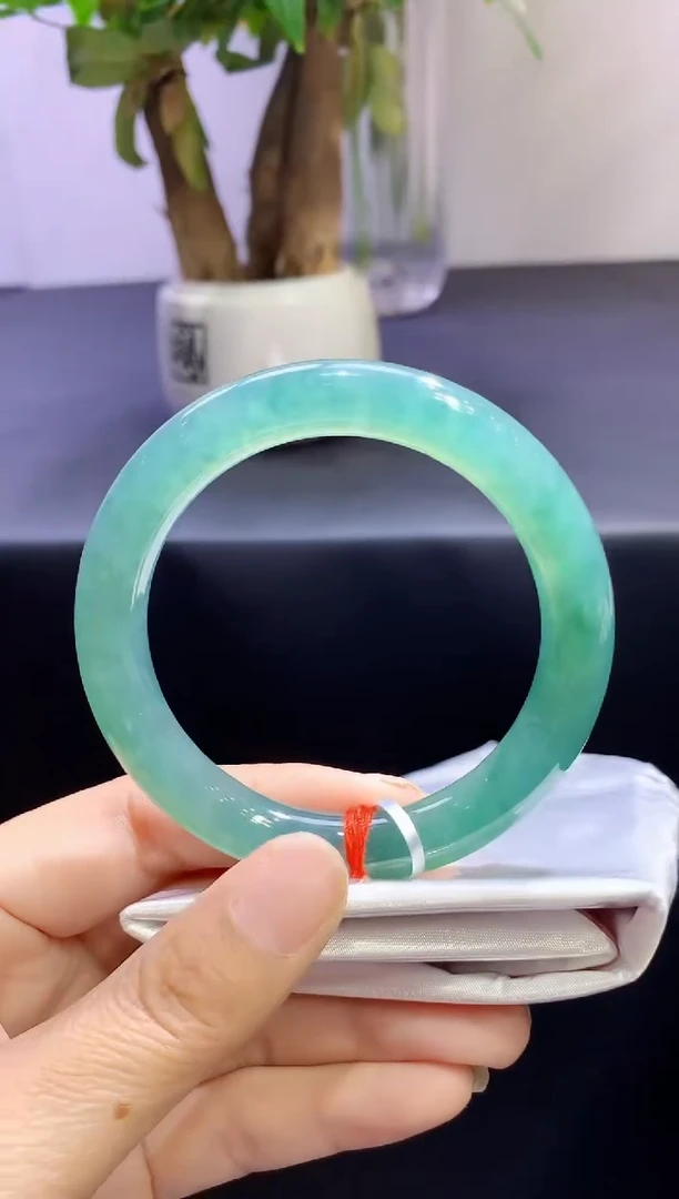 未镶嵌手镯翡翠翡翠手镯圈口-t