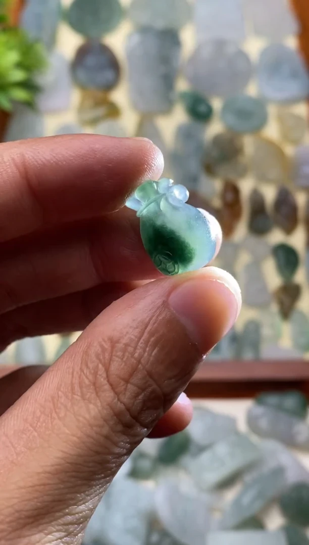 定制翡翠未镶嵌天然缅甸A货翡翠