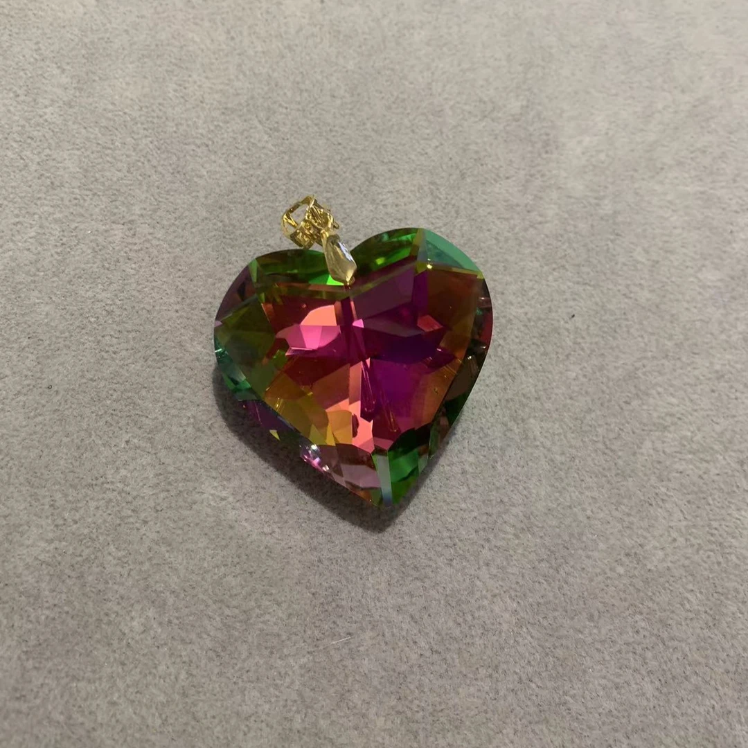 QQ典藏级吊坠赠链子SJ060