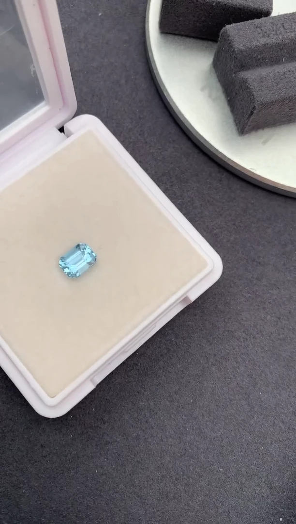 裸石海蓝宝石1.5ct海蓝宝  定制  AE