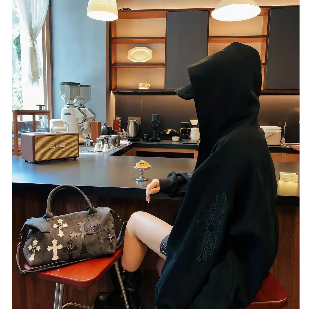 连帽卫衣重工刺绣设计师款