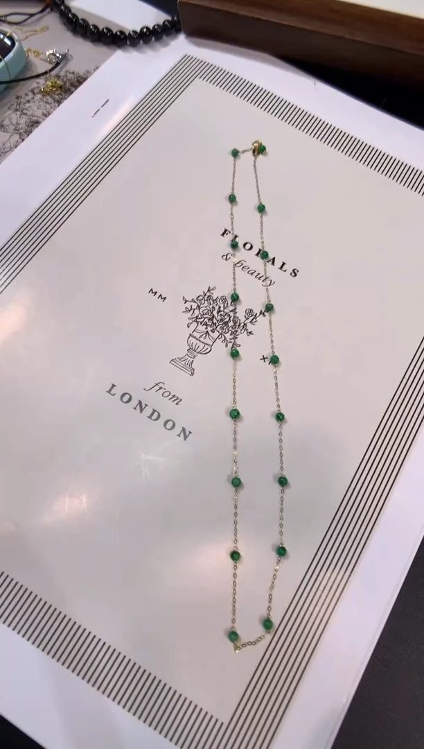 颈饰18K金镶嵌翡翠满天星项链18K金链