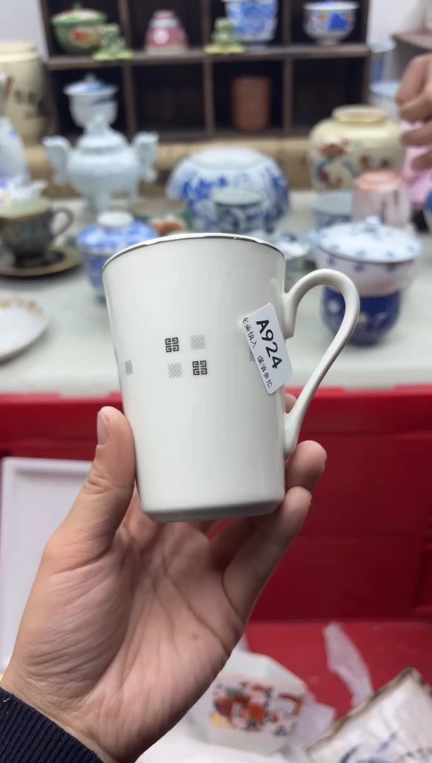 【闪购商品】碟924A............