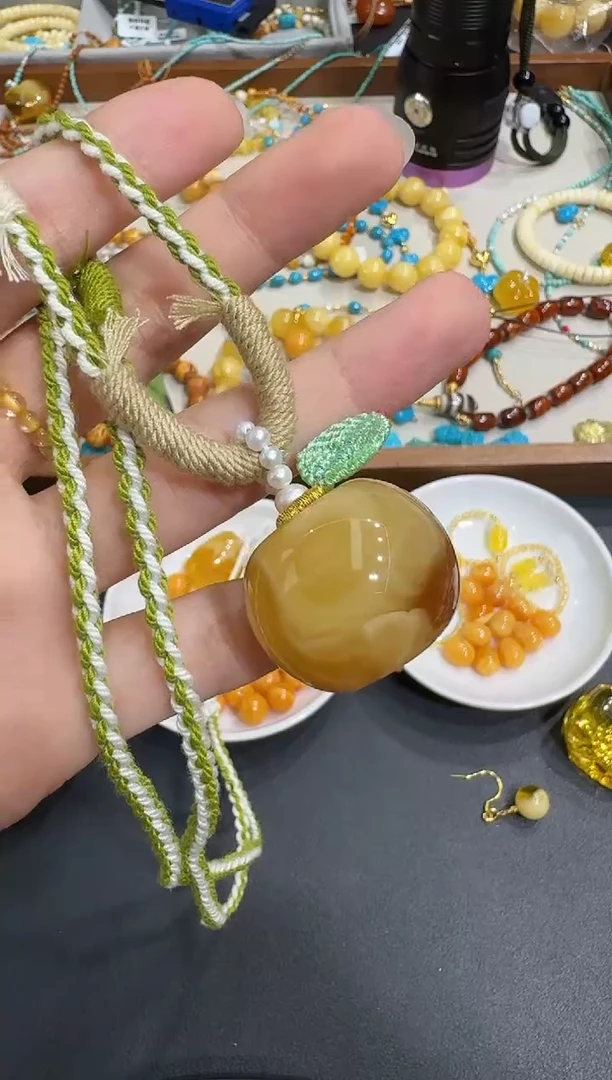 琥珀颈饰未镶嵌X1104-1195-301