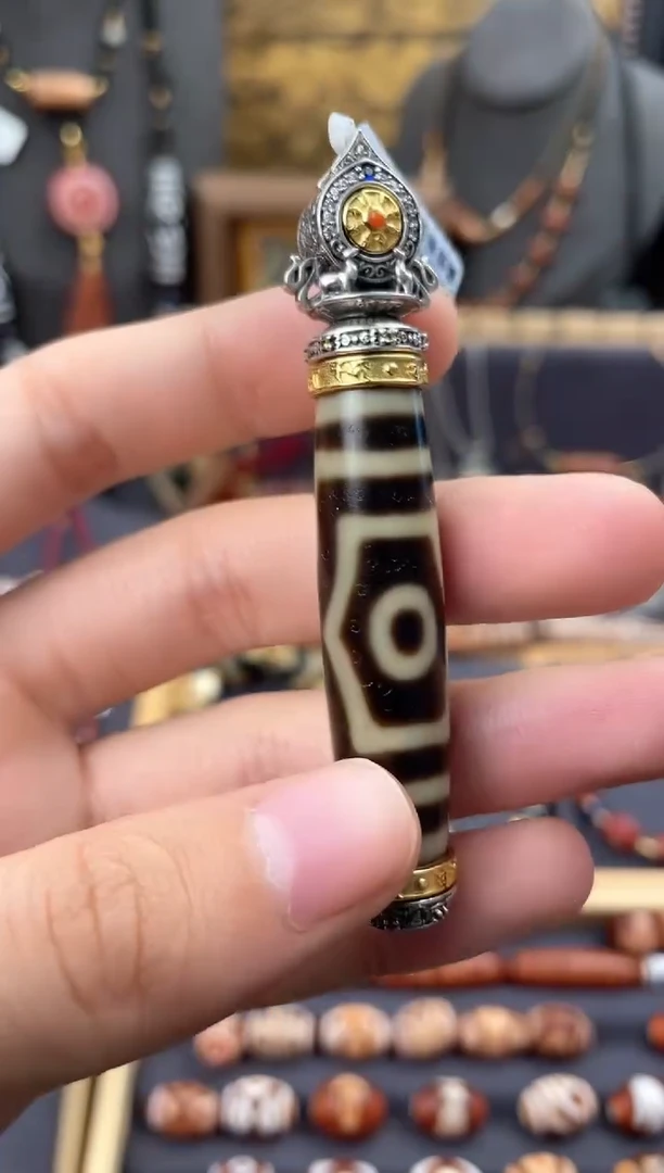 【闪购商品】玛瑙/玉髓颈饰银S925镶嵌上肯高品大鹏三眼吊坠