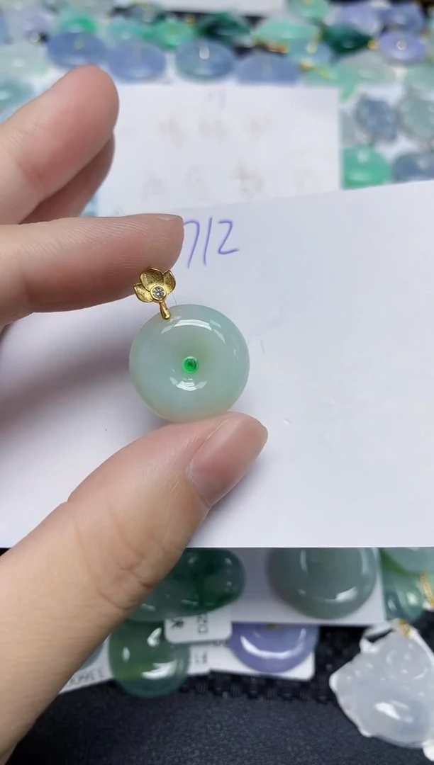 颈饰未镶嵌翡翠天然缅甸翡翠A货翡翠百元以上9元证书费自理