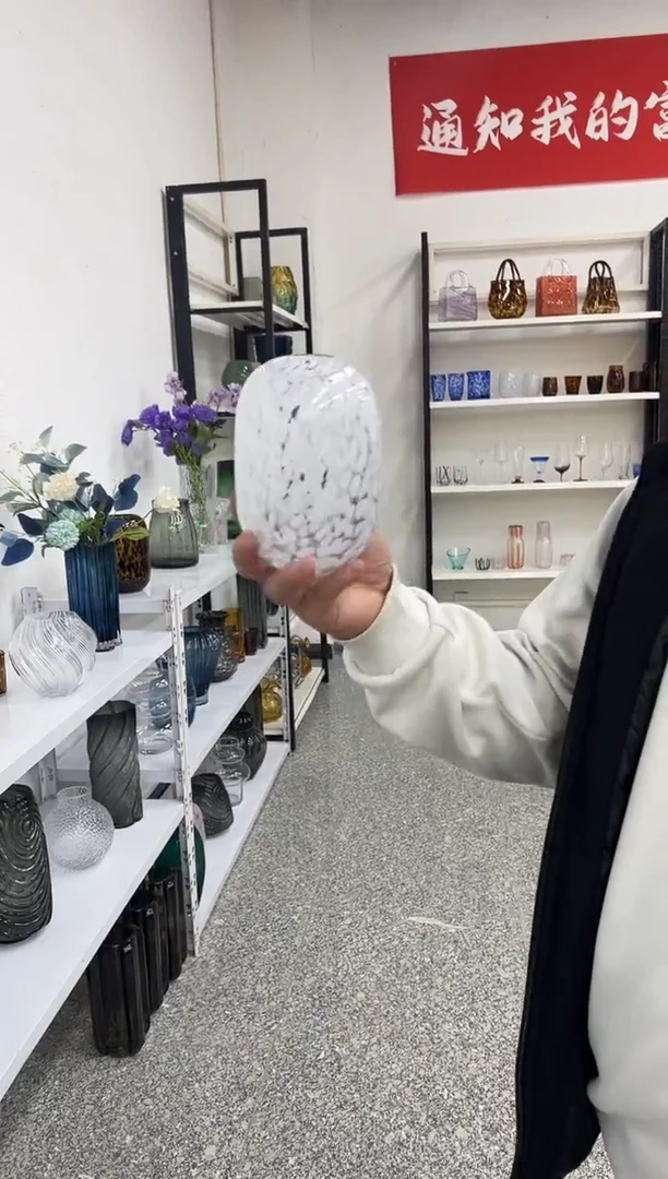 水养鲜花干花插花客厅装饰品一只