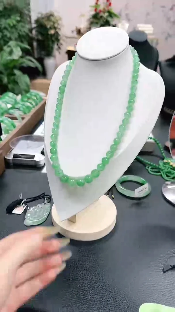 未镶嵌1石英质玉（非洲翠）/9988