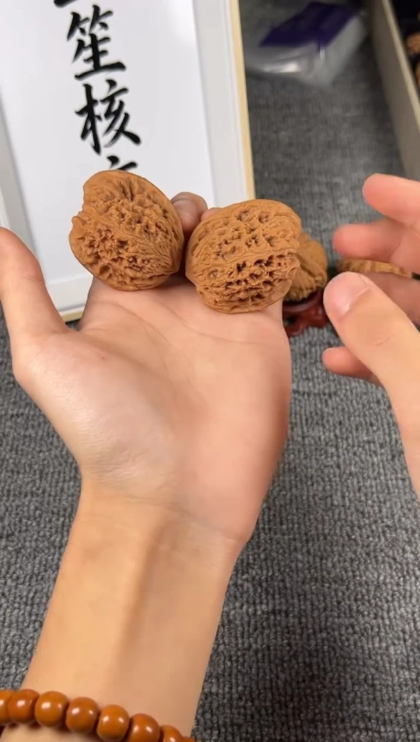 吊坠文玩核桃南疆41尺天使之翼8号