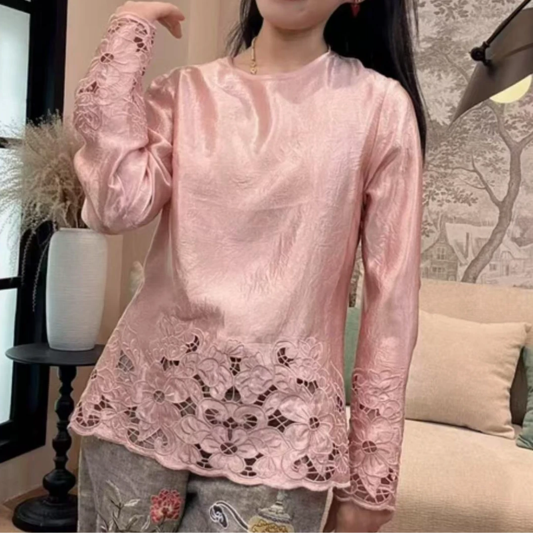 2025春款新中式国风圆领下摆镂空刺绣百搭蕾丝花边宽松上衣女