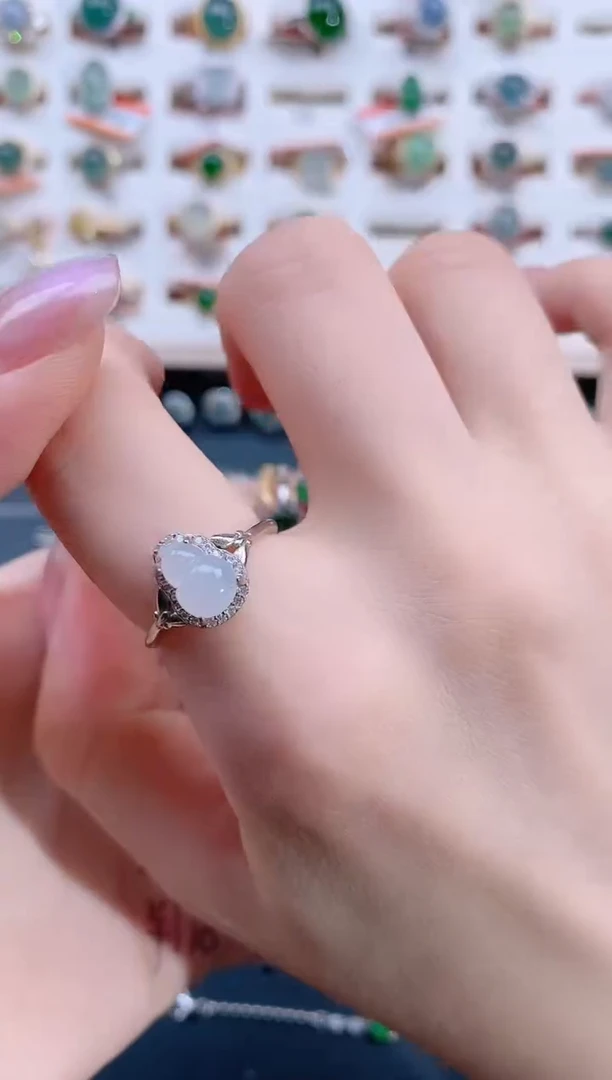 翡翠戒指银S925镶嵌天然翡翠