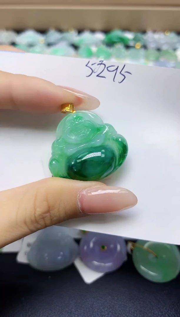 翡翠18K金镶嵌颈饰天然缅甸翡翠A货