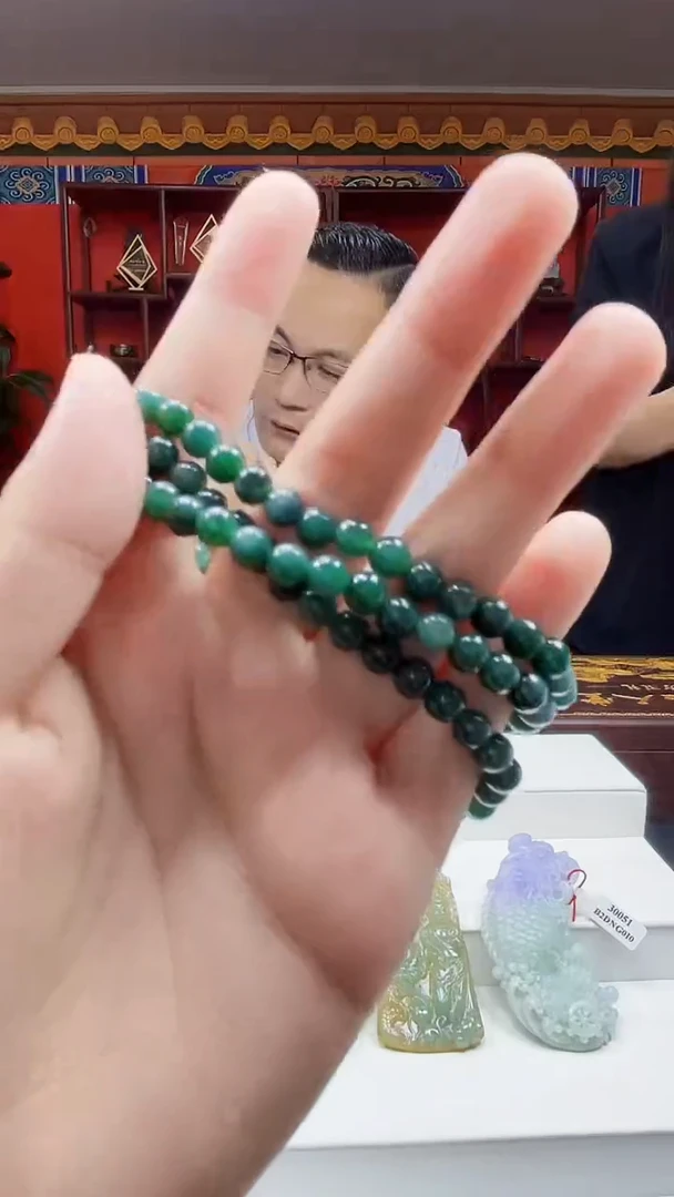 未镶嵌定制翡翠吊坠56