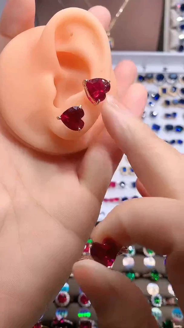 【闪购商品】红宝石耳饰银S925镶嵌玫瑰金10