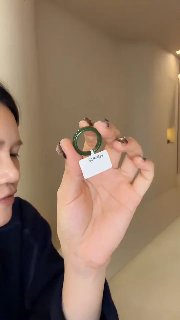 未镶嵌戒指和田玉18码俄7深色