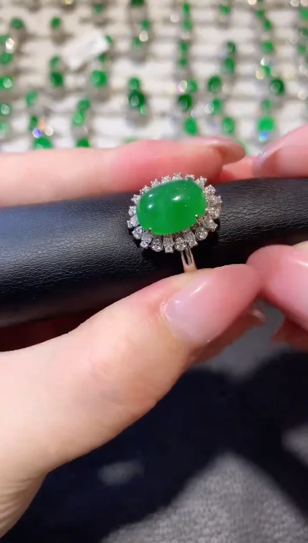 【闪购商品】翡翠戒指18K金镶嵌A48 翡翠