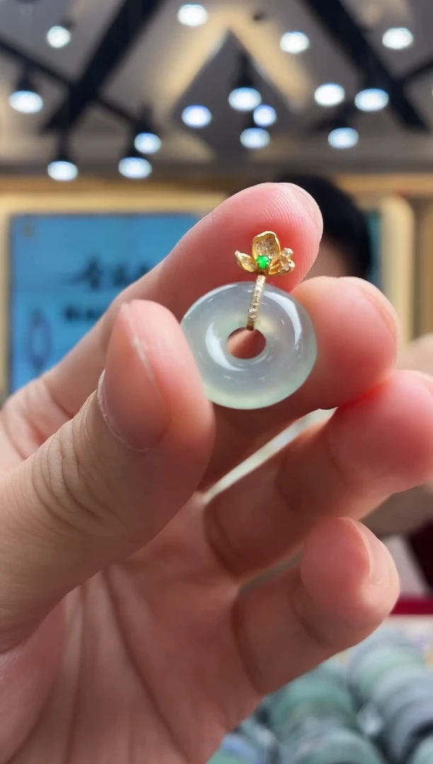 吊坠(不含链)18K金镶嵌翡翠天然翡翠吊坠-多样性发一002