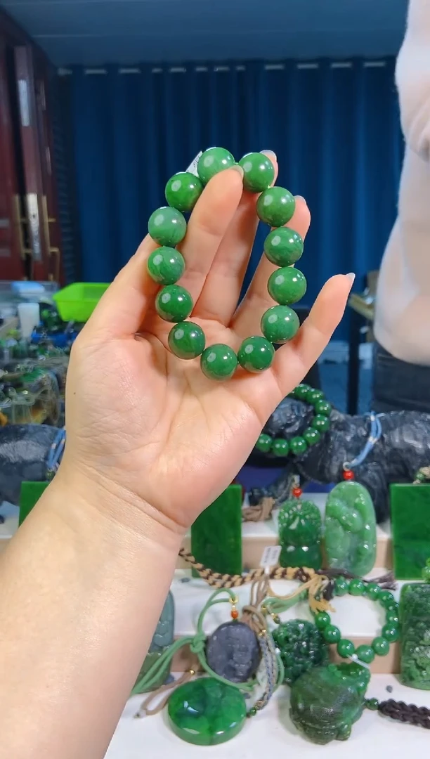 【闪购商品】和田玉未镶嵌挂件1